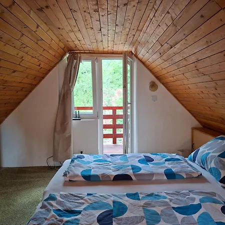 Prázdninový dům Wellness Glamping Za Homoli Cernolice